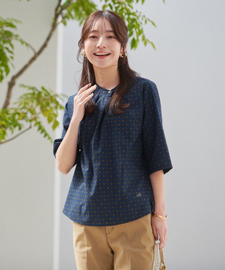 TOPS | Cour Carre an ONLINE STORE
