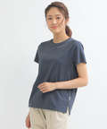 ロゴ衿プリントTシャツ