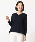 VネックTシャツ