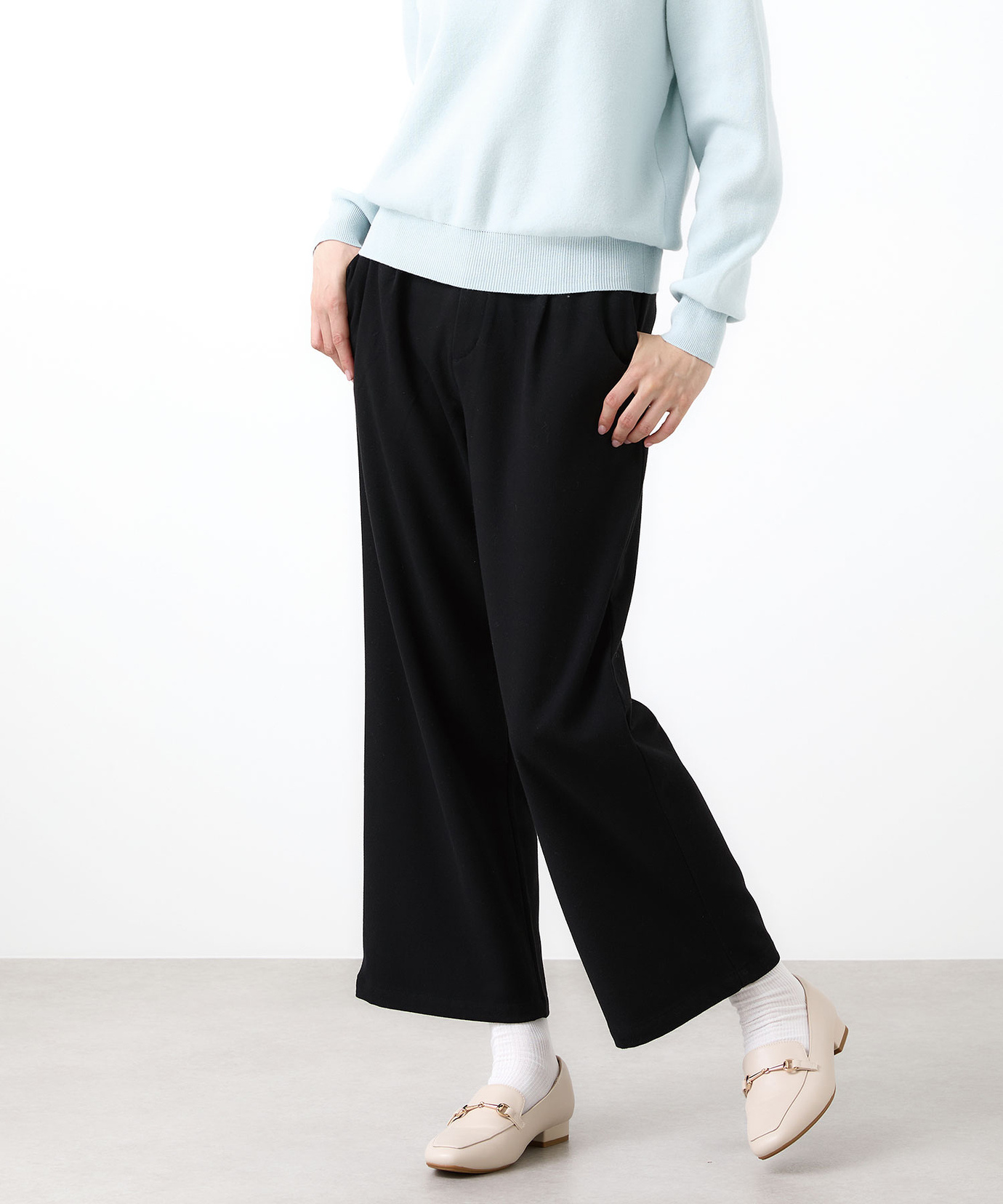 andwang パール付きズボン　ワイドパンツ　Sサイズ　黒色 andwang パール付きズボン ワイドパンツ Sサイズ 黒色