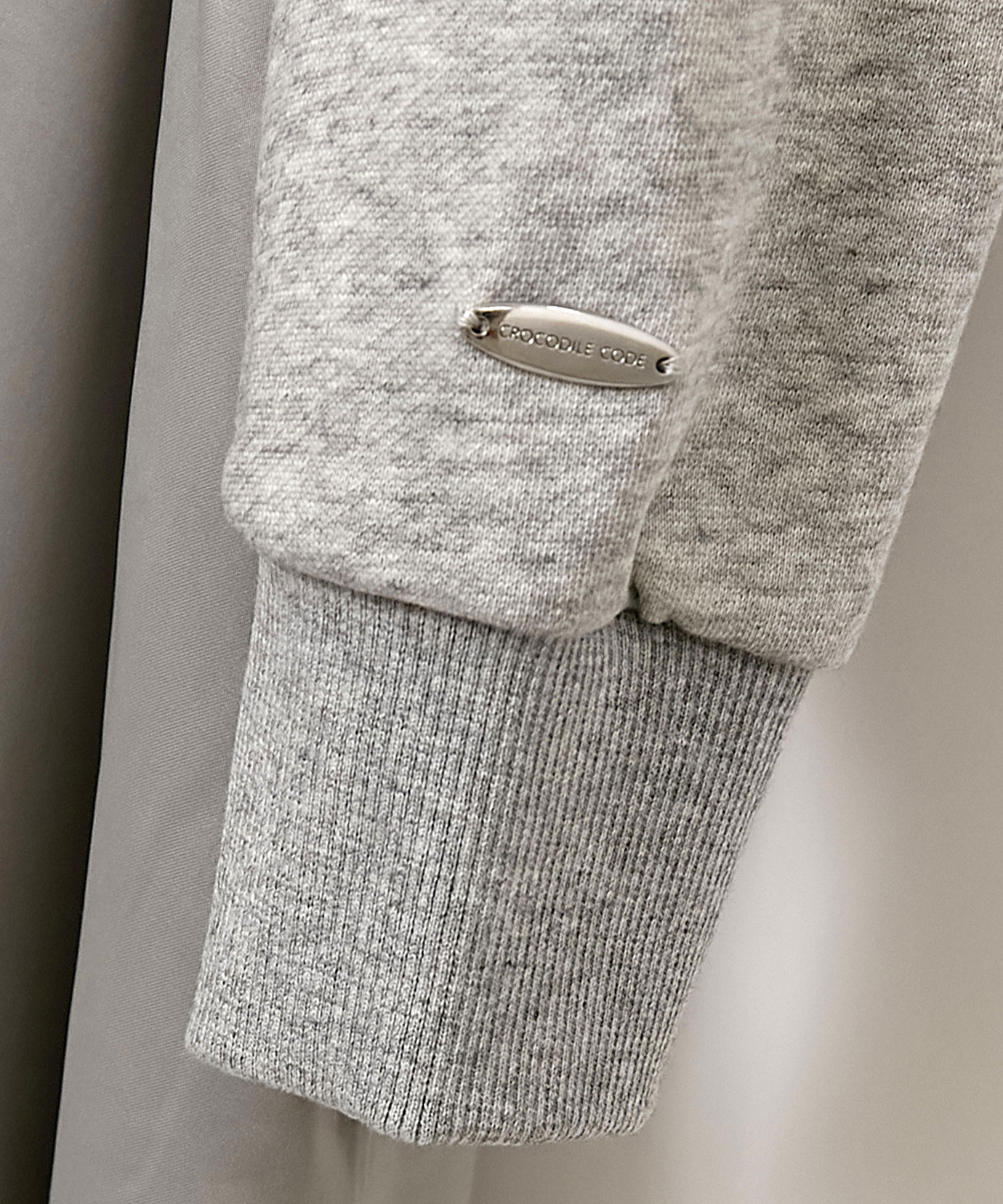 レディース サテンドッキング ギャザー ワンピース【一部店舗限定