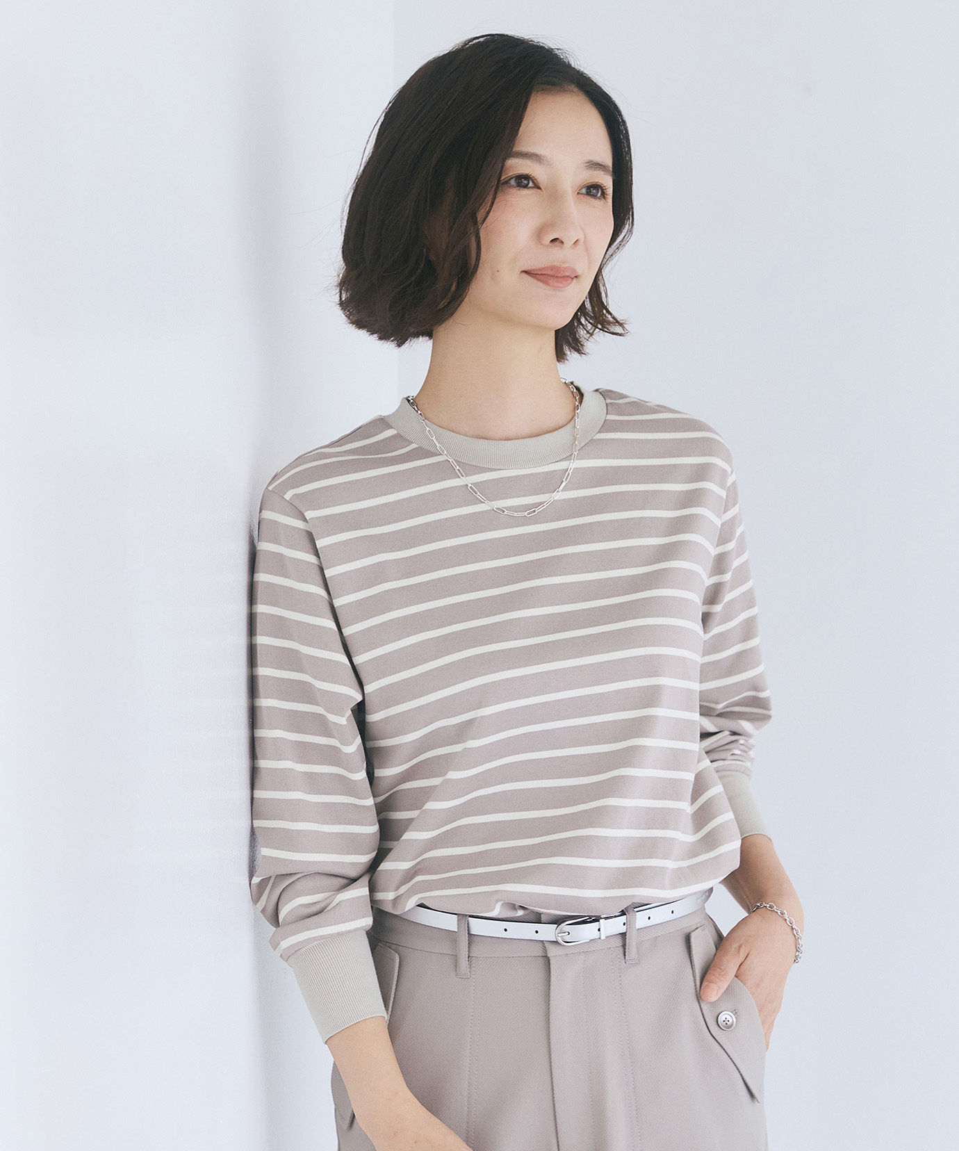 長袖カットソー 英字総柄 ボーダー切替 D レディース リブ切り替え ボーダー ロングTシャツ通販 [0202-65255