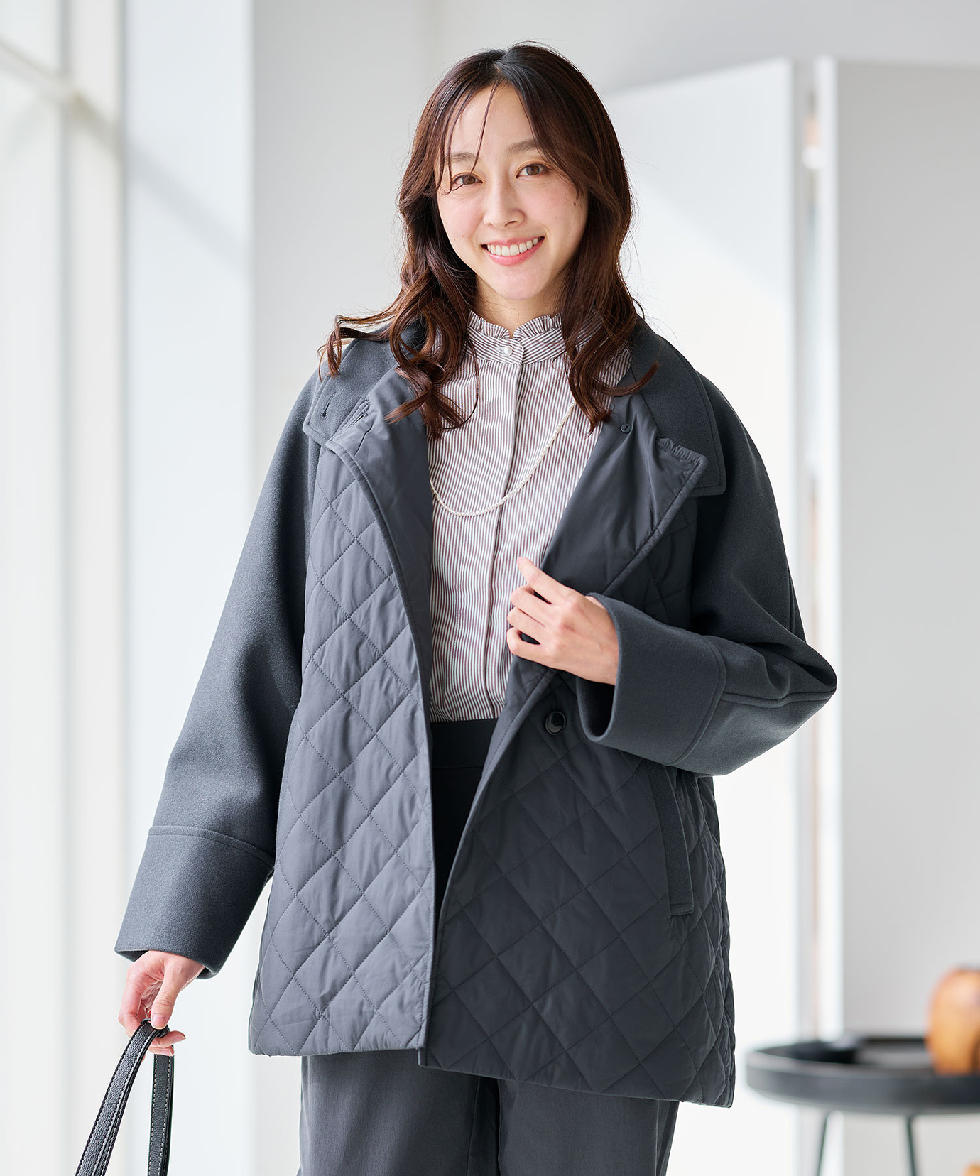 【 peak】レディース 黒　キルティングジャケットVネック　中綿　撥水 レディース 異素材 中綿キルティング ジャケット通販 [0204-57452