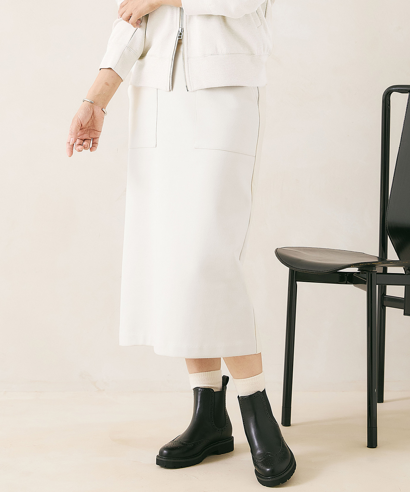 ホワイト Aラインスカート 後ろファスナー レディース Aライン カット スカート通販 [0206-55653] - クロコダイル