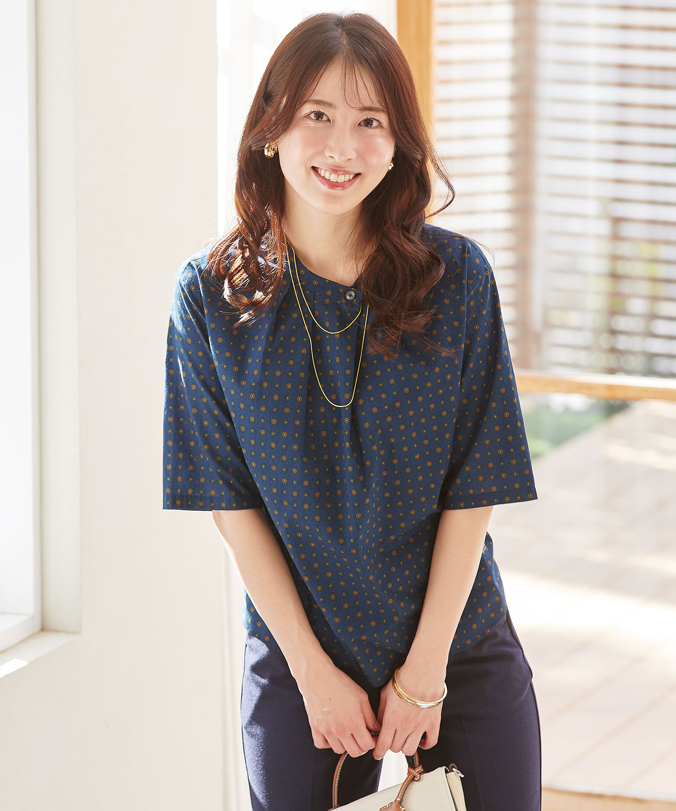 レディース プロヴァンス柄 フロントタック ブラウス【オンライン