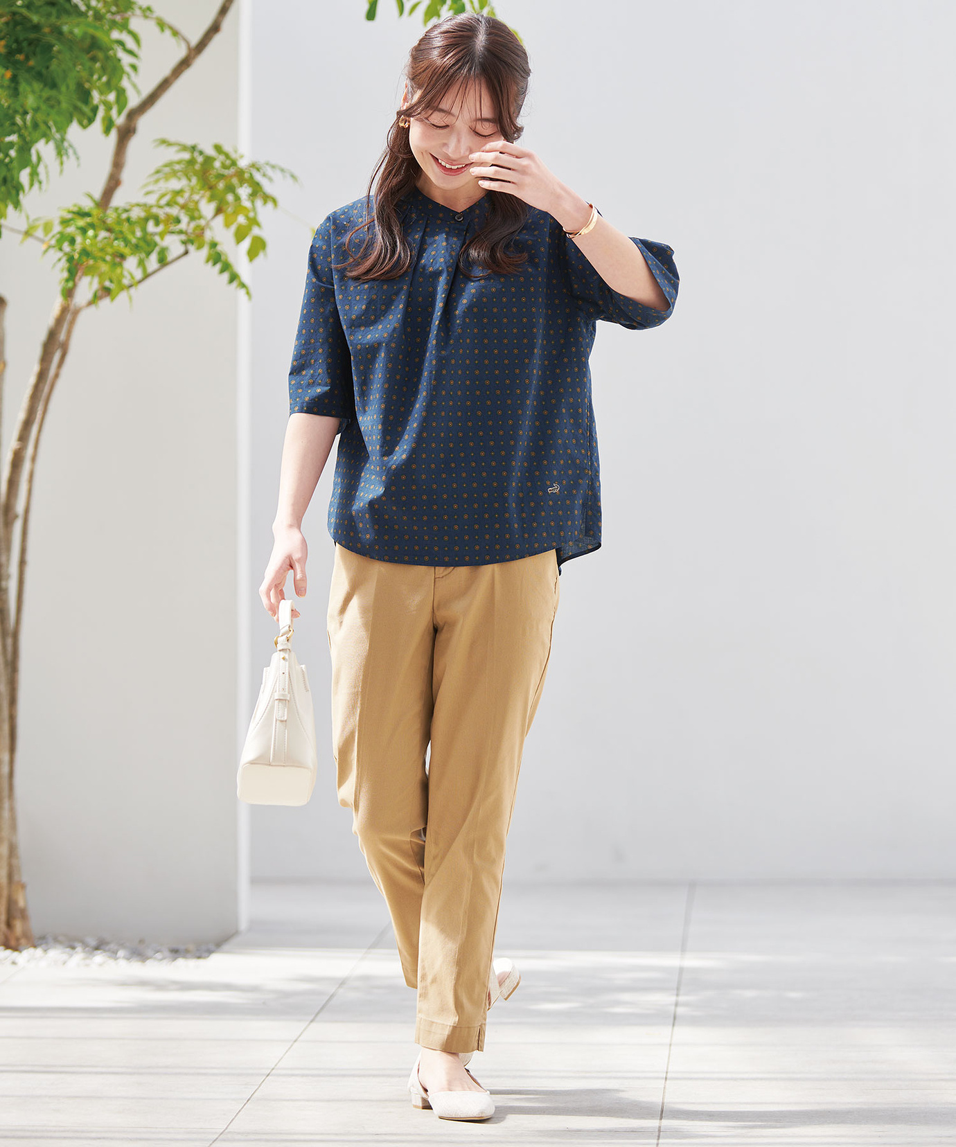 レディース プロヴァンス柄 フロントタック ブラウス【オンライン