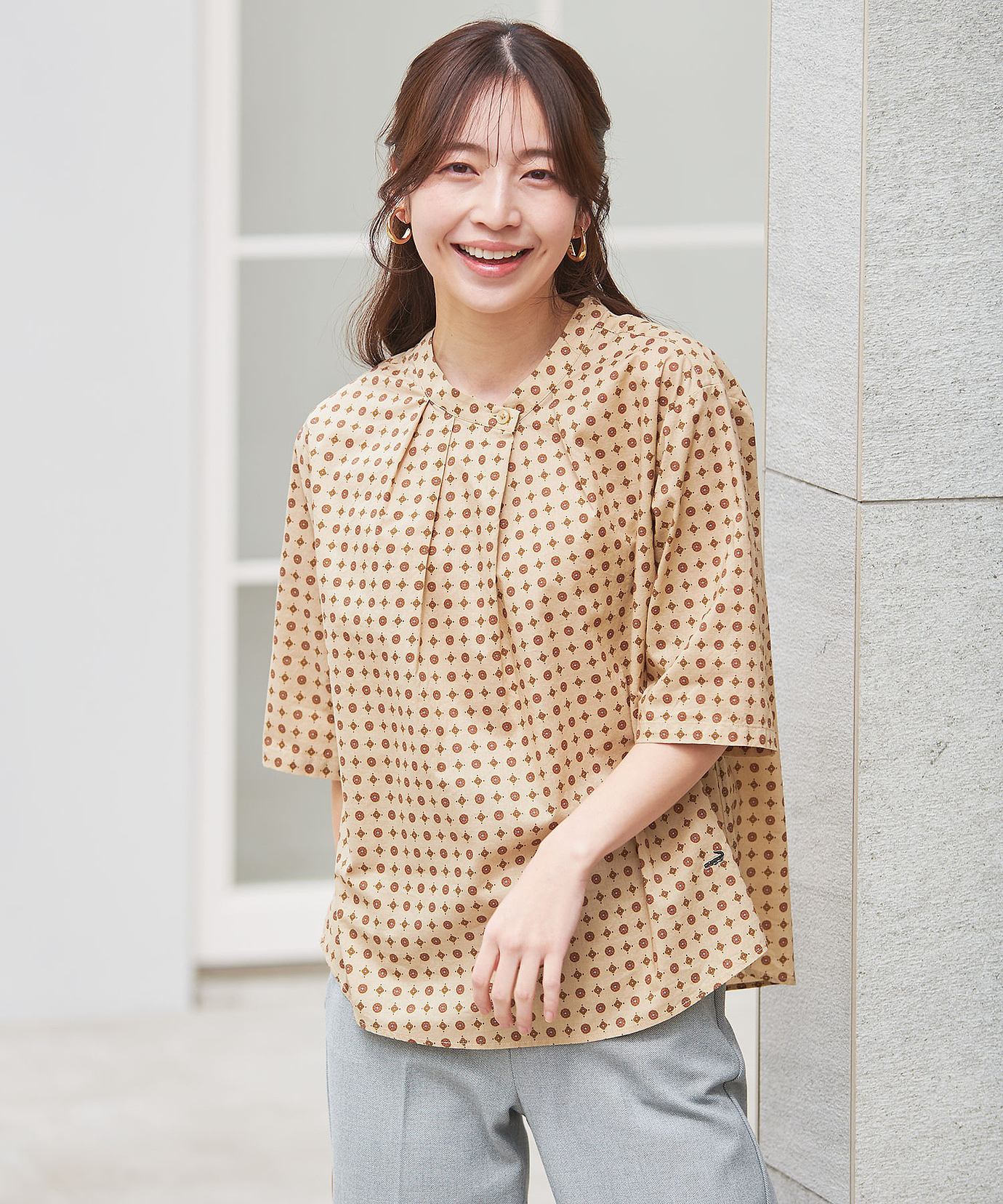 レディース プロヴァンス柄 フロントタック ブラウス【オンライン