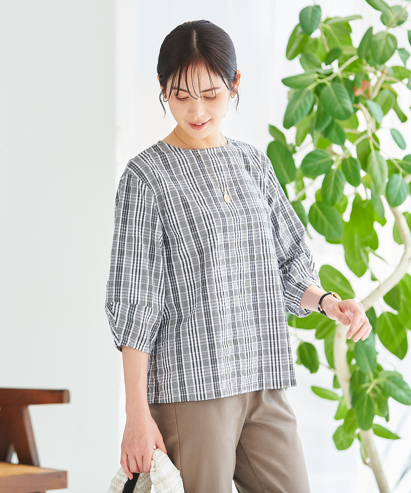 レディース シアーサッカー ボリュームスリーブ ブラウス【オンライン