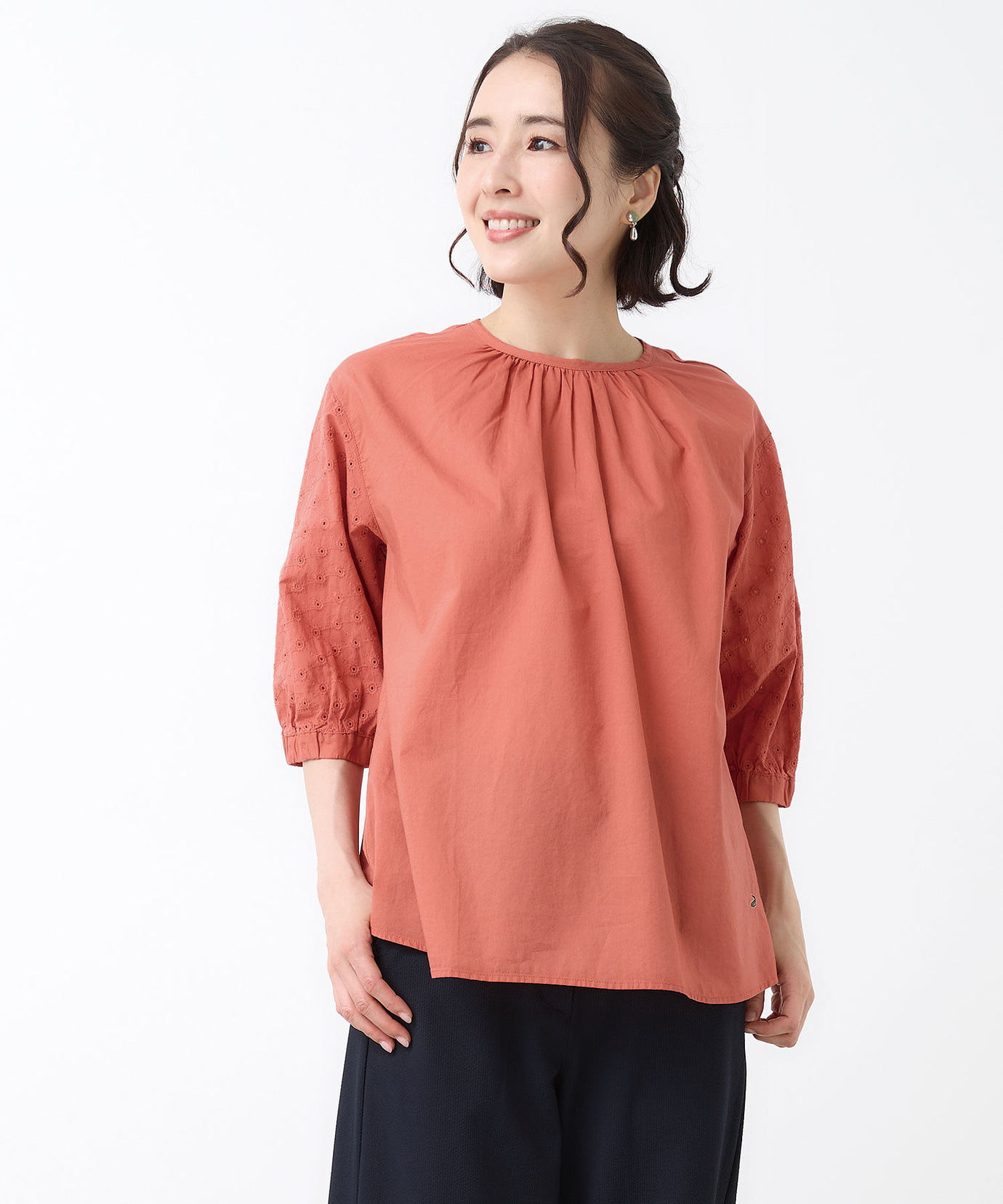 レディース 袖刺繍 プルオーバー ブラウス通販 [0301-63105
