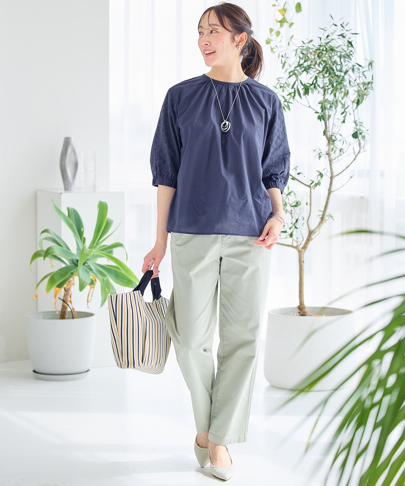レディース 袖刺繍 プルオーバー ブラウス通販 [0301-63105