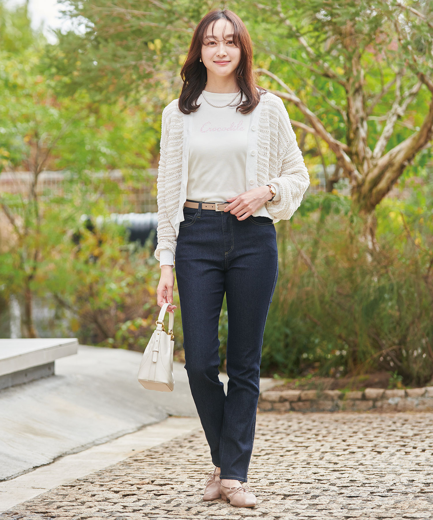 レディース 小花柄 プリント 長袖Tシャツ通販 [0302-51210