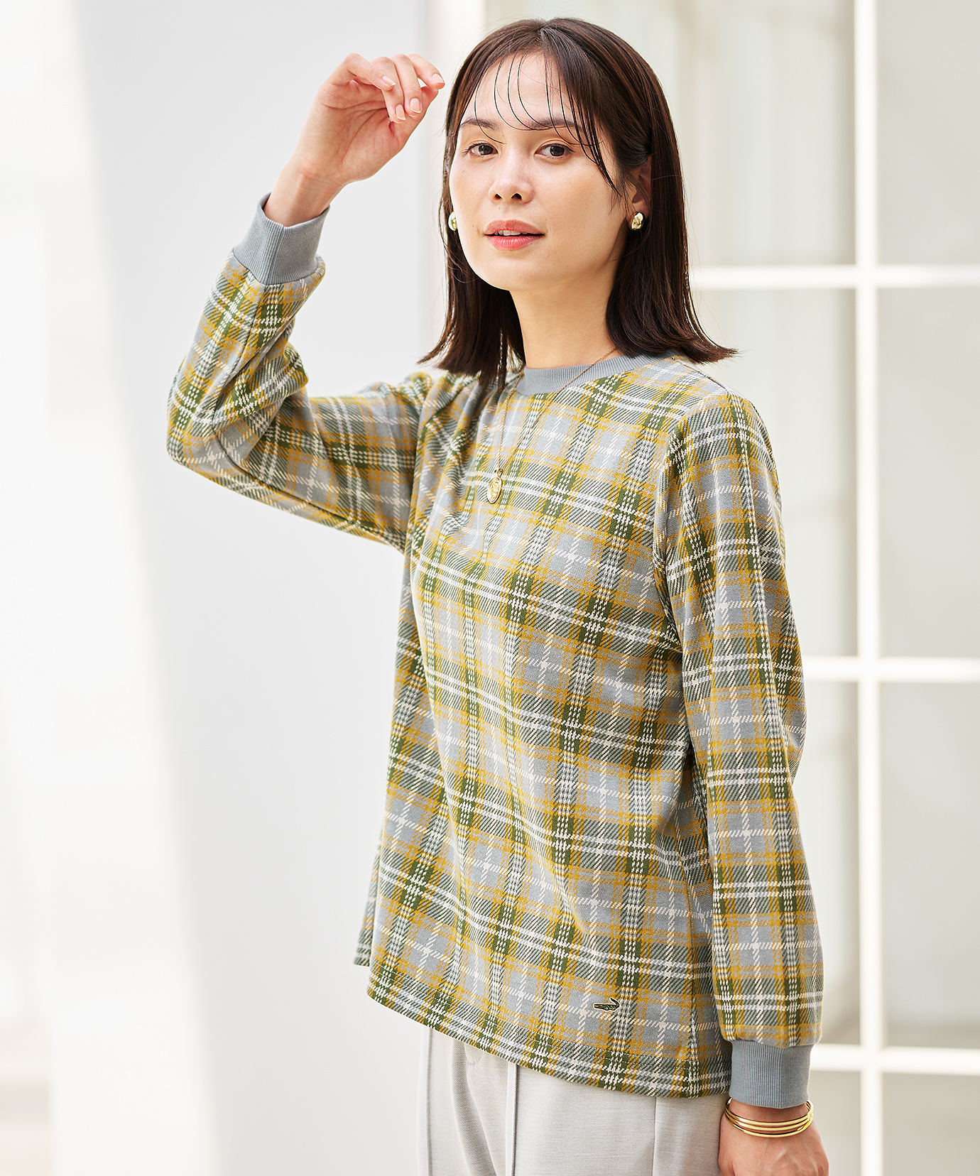 Crocodile グレー赤ストライプ セーター Mサイズ　ボーダーポロシャツ型 レディース チェック柄 リブ配色 プルオーバー通販 [0302-55226