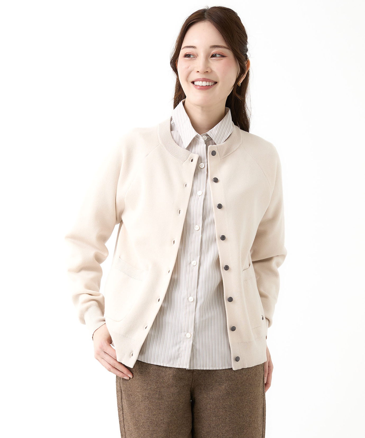 【タグ付】ルネ ニット カーディガン 襟付き くるみボタン ホワイト 36 レディース クルーネック ダブルニット カーディガン【手洗いOK】通販