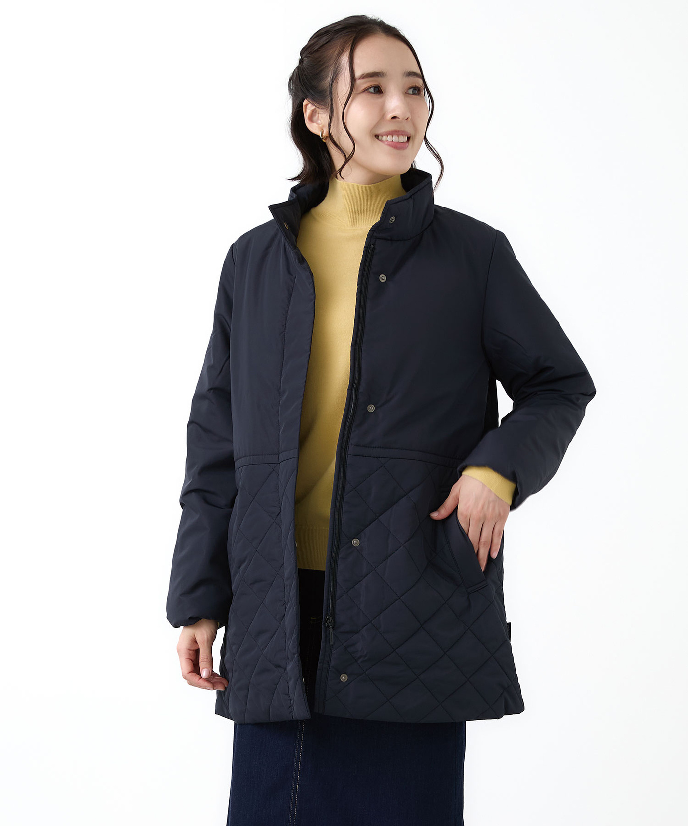 カステルバジャック　中綿　キルティング　切替　ストレッチ　ゴルフ　ジャージ　黒 レディース キルティング切り替え 中綿 ジャケット【撥水加工】通販