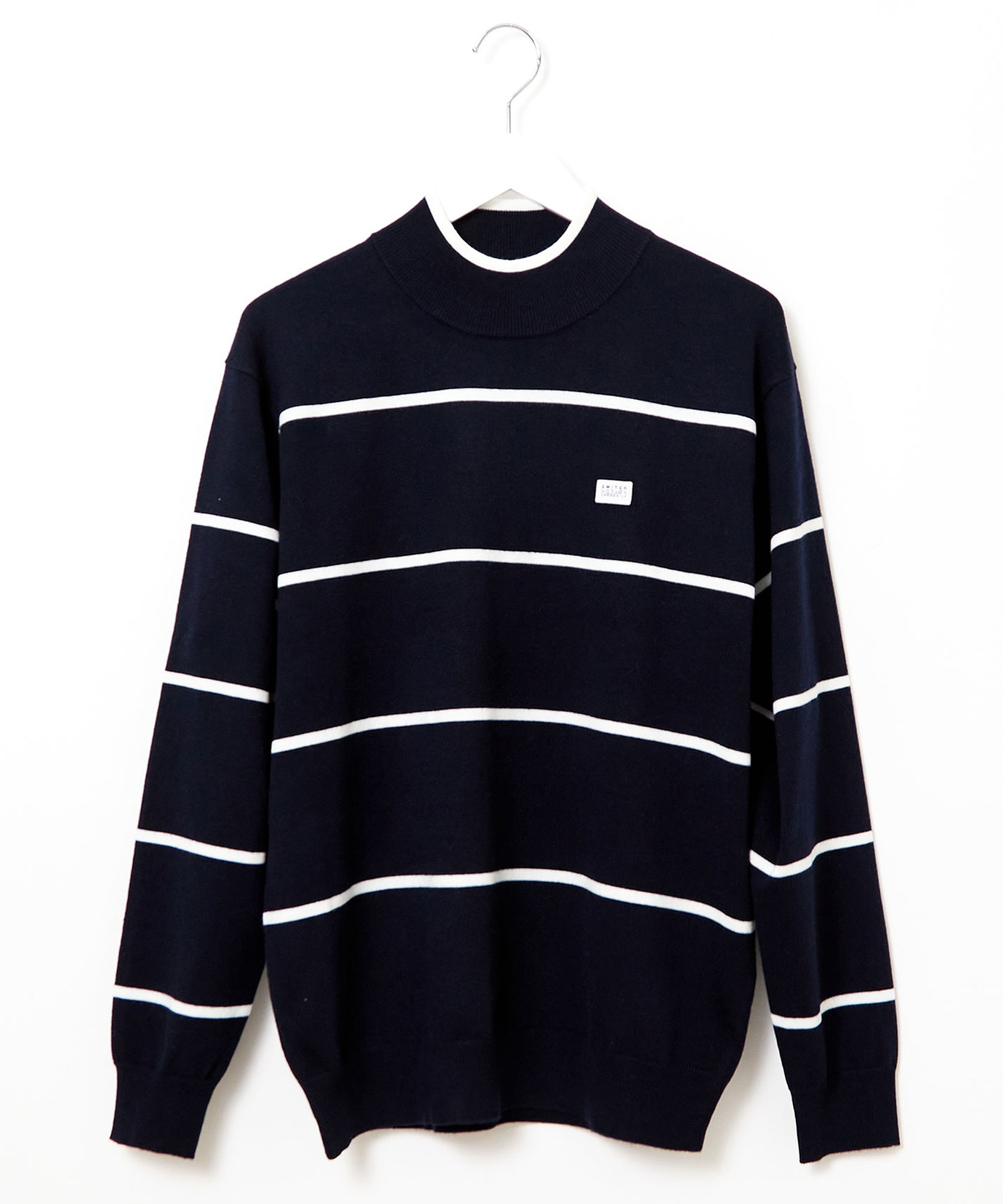 Black&White セーター　タグ付き新品　定価19800円　お値下げ可能 ポケット ニット セーター サガラ刺繍ロゴニットプルオーバー