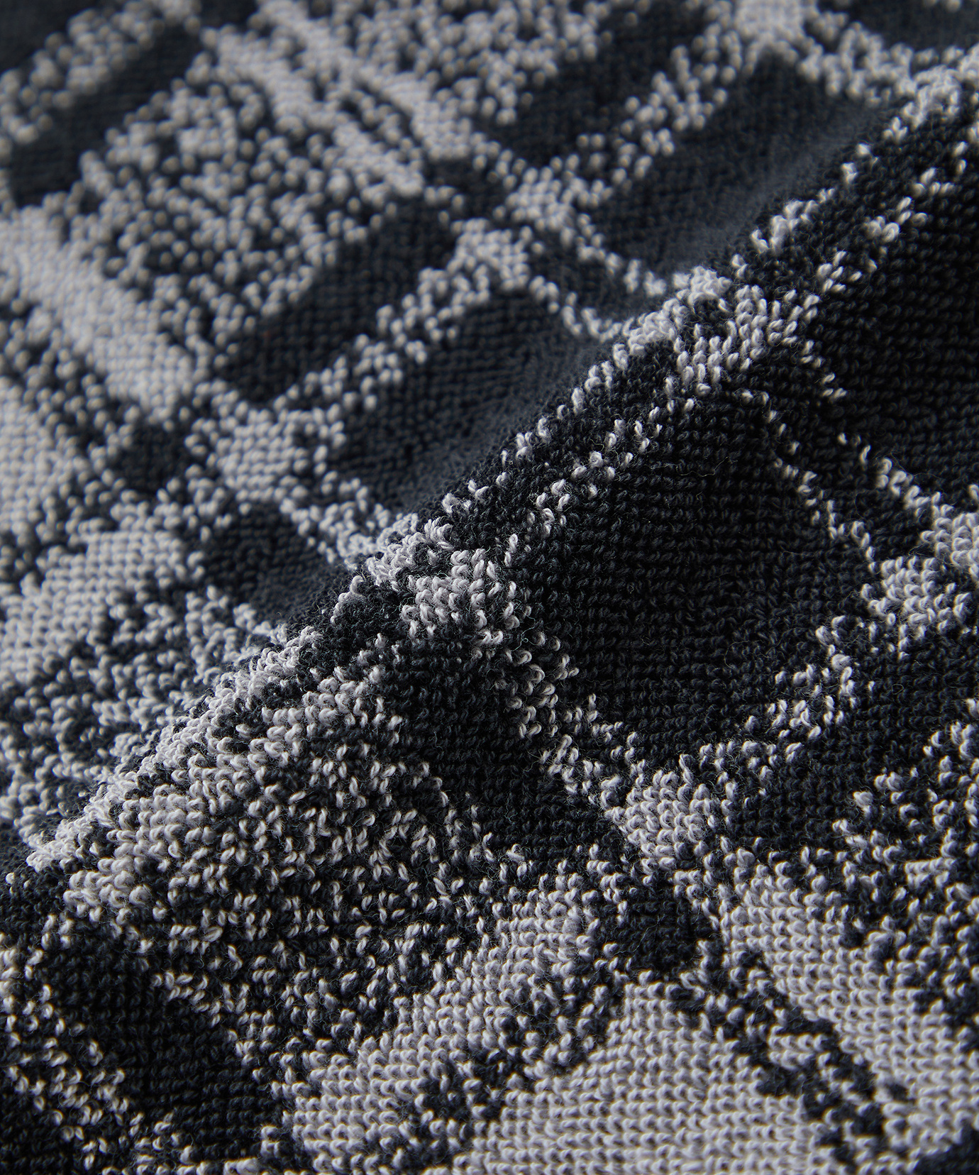 ※専用ページ　チェック柄メンズハンカチ 青 黒 2582-163 TOMMY HILFIGER チェック柄ハンカチ メンズ 商品詳細