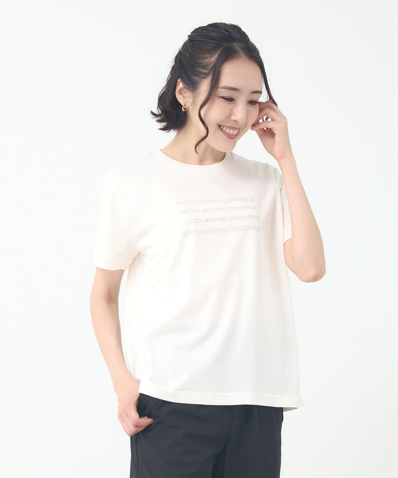 【関送無料】 Vetements ロゴ プリント クルーネック Tシャツ ヴェトモン Tシャツ カットソー クルーネック マルチカラーロゴ