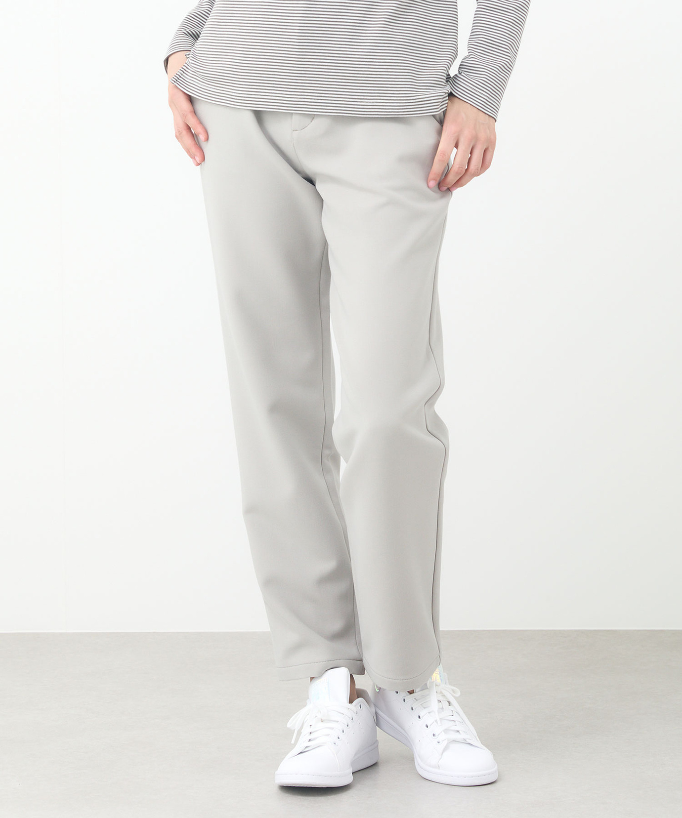 TFW49 ストレートパンツ ホワイト グレー TFW49 - STRETCH HYBRID PANTS / ストレッチ ハイブリッド パンツ