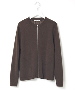 ダークブラウン