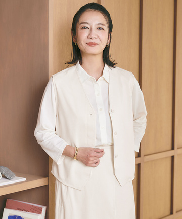 Vネック ショート ジレ【一部店舗限定】