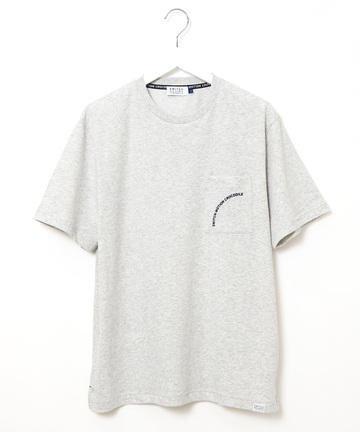 クルーネック ポケットロゴ Tシャツ