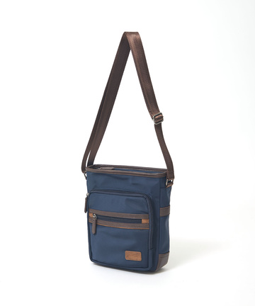 ナイロン L字ポケット ショルダーバッグ