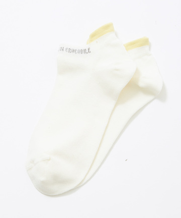 配色 スニーカー ソックス