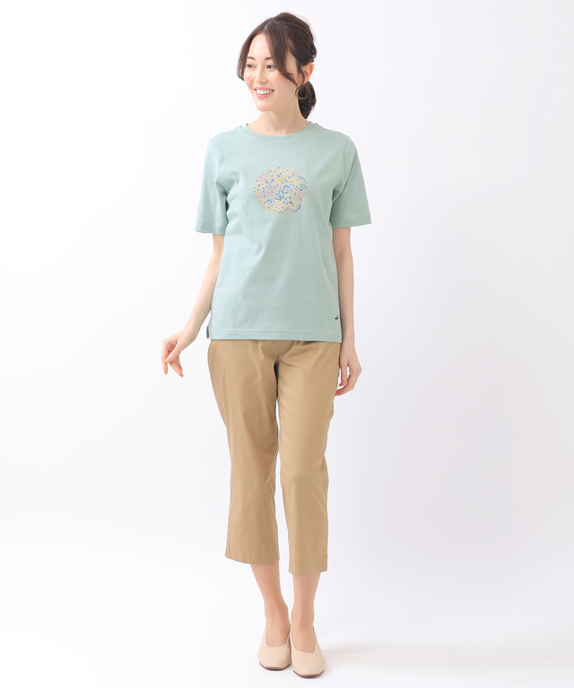 小花 モチーフ Tシャツ