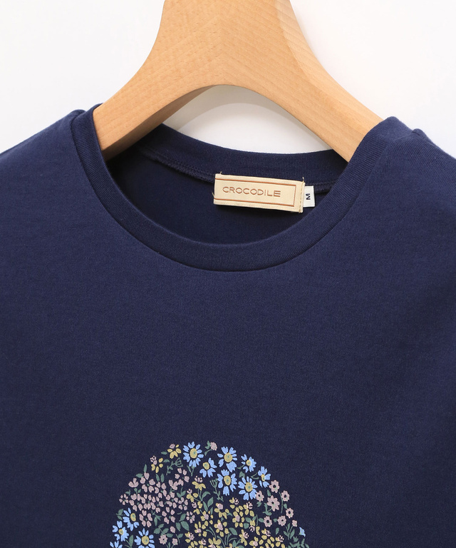 小花 モチーフ Tシャツ