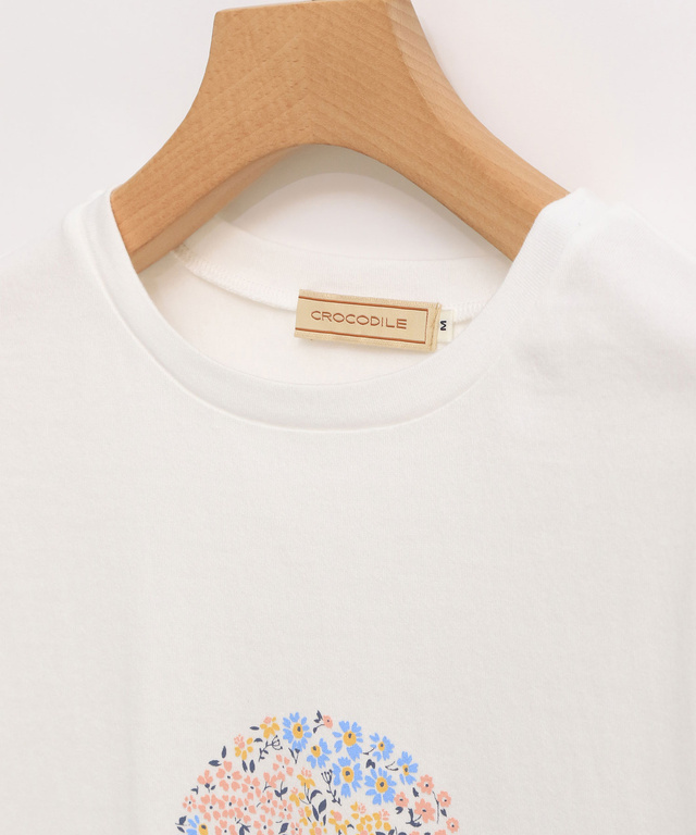 小花 モチーフ Tシャツ