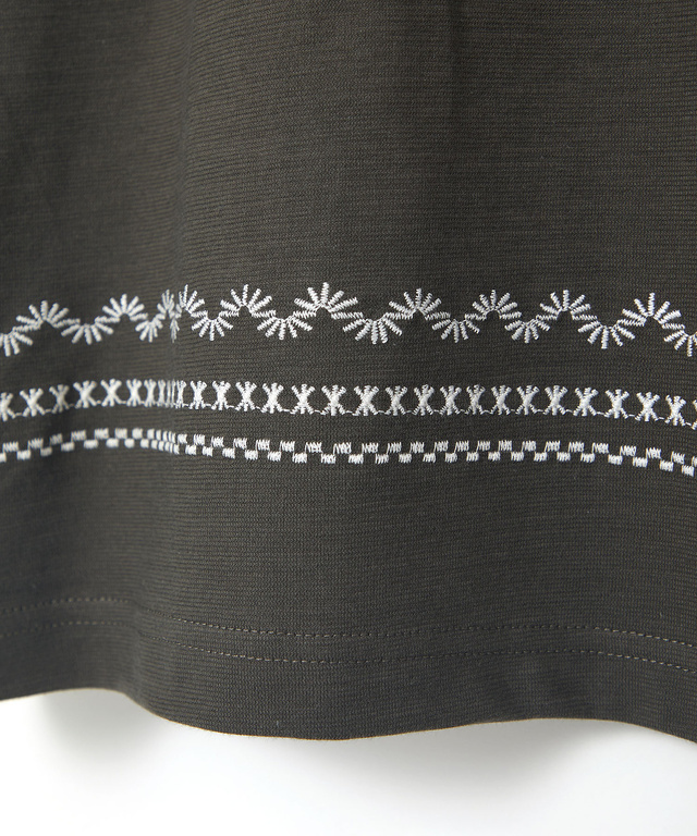 裾刺繍 スラブ天竺 Tシャツ