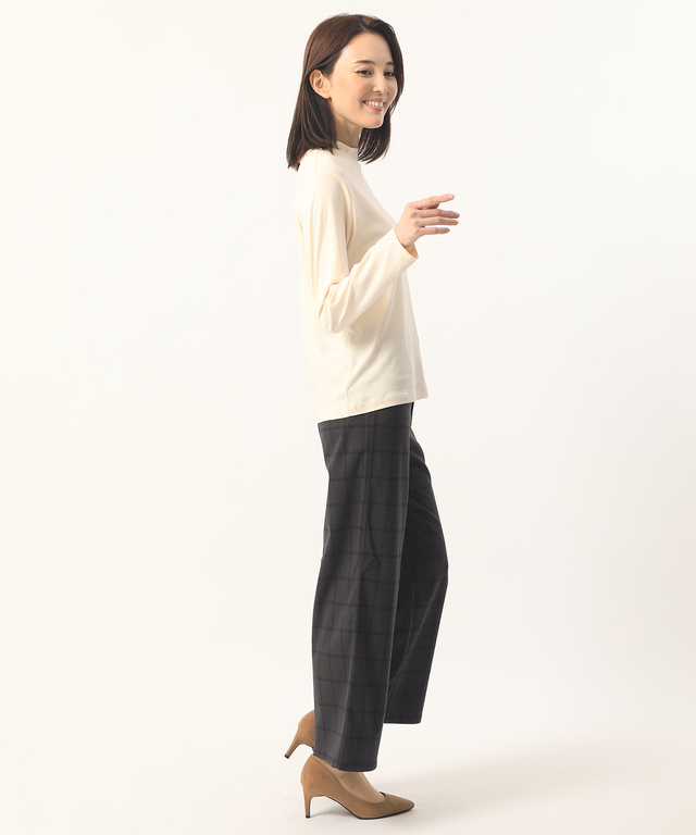 TR素材ワイドパンツ