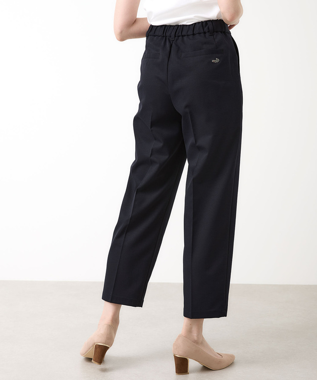 センタープレス テーパード パンツ