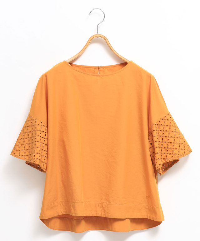 袖刺繍 フレア ブラウス