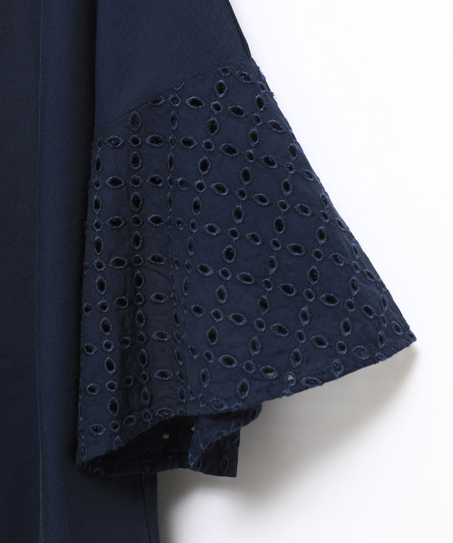 袖刺繍 フレア ブラウス