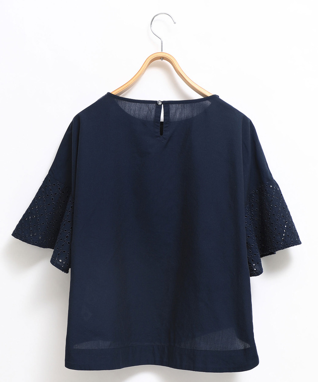 袖刺繍 フレア ブラウス