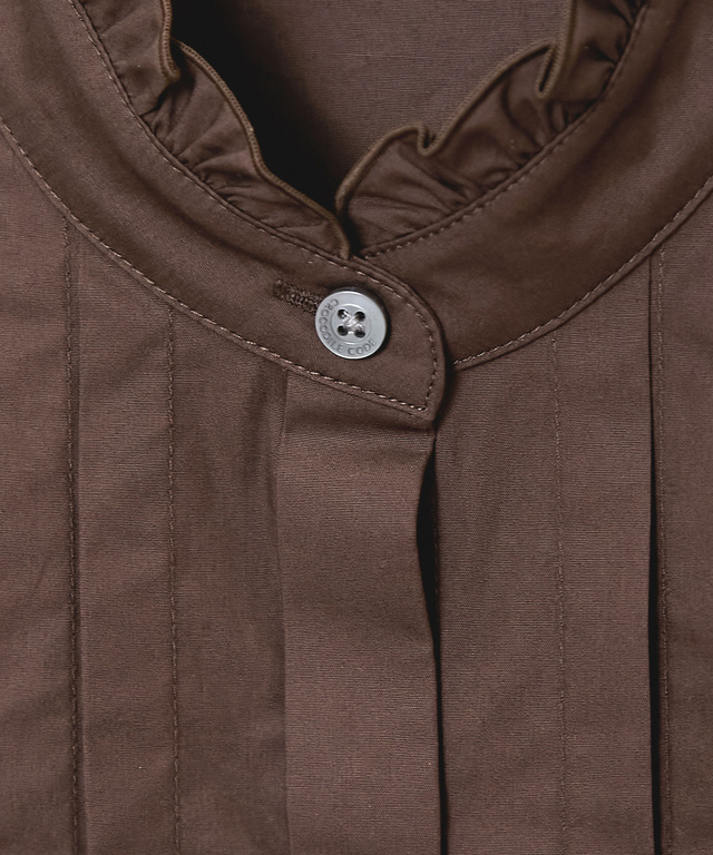 ピンタック フリル ブラウス【一部店舗限定】