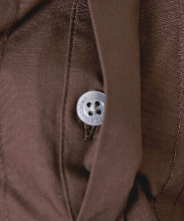 ピンタック フリル ブラウス【一部店舗限定】