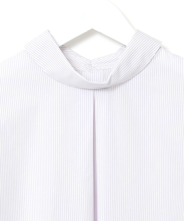 ストライプ アシンメトリー襟 ブラウス【オンラインショップ・一部店舗限定】