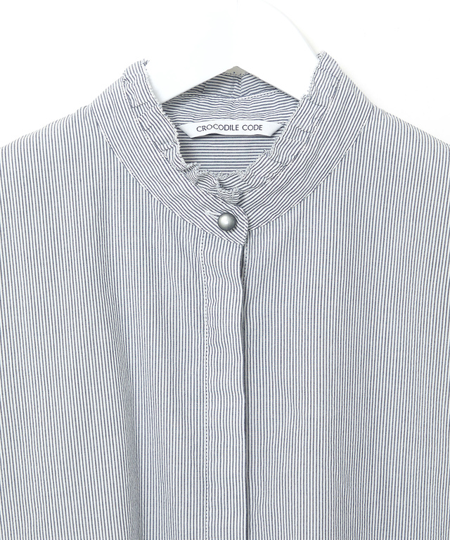 フリル襟 サッカーブラウス【オンラインショップ・一部店舗限定】