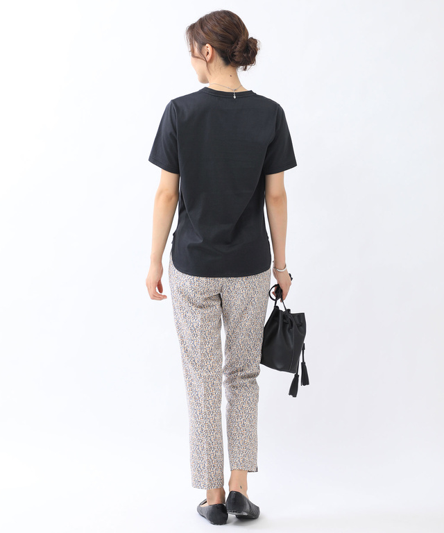 ヘムラウンド Tシャツ