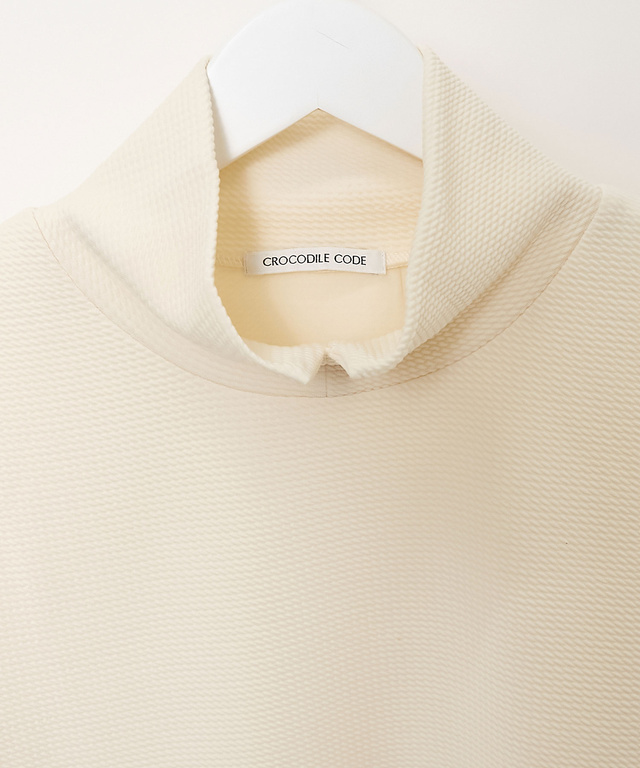 リップル 襟スリット カットソー【一部店舗限定】