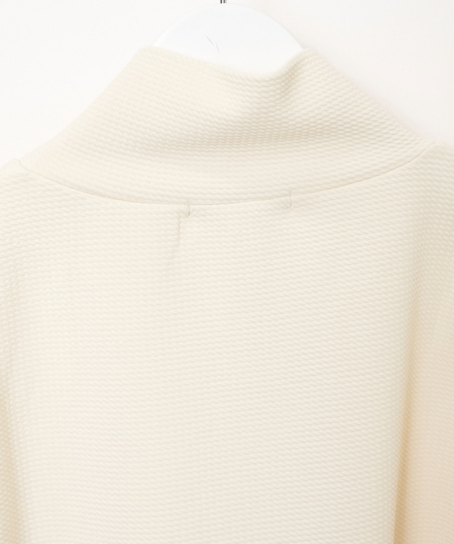 リップル 襟スリット カットソー【一部店舗限定】