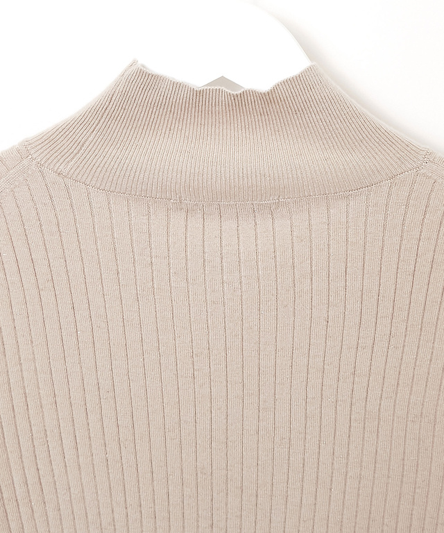 ラメ糸 ハイネック ニット【一部店舗限定】