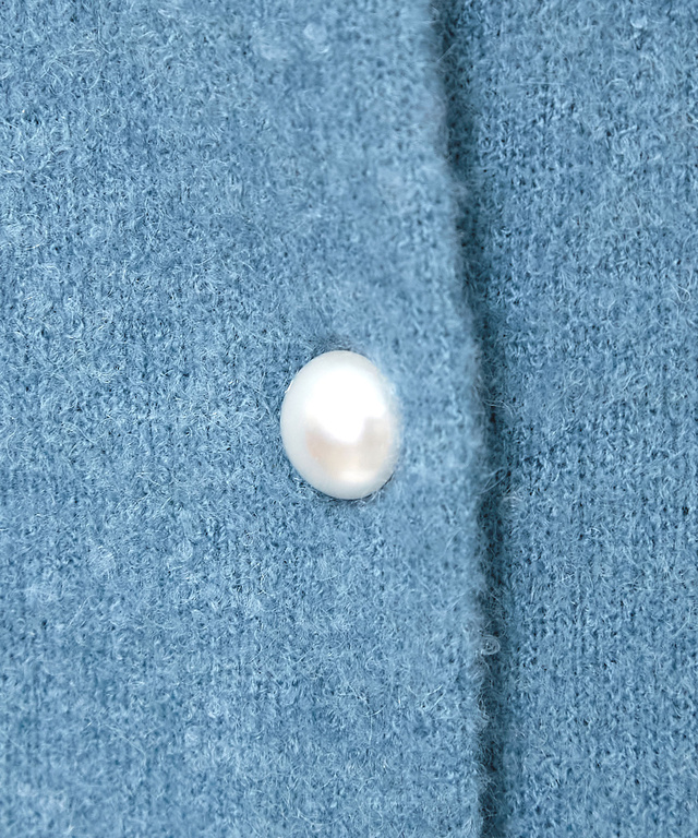 ブークレ パールボタン カーディガン