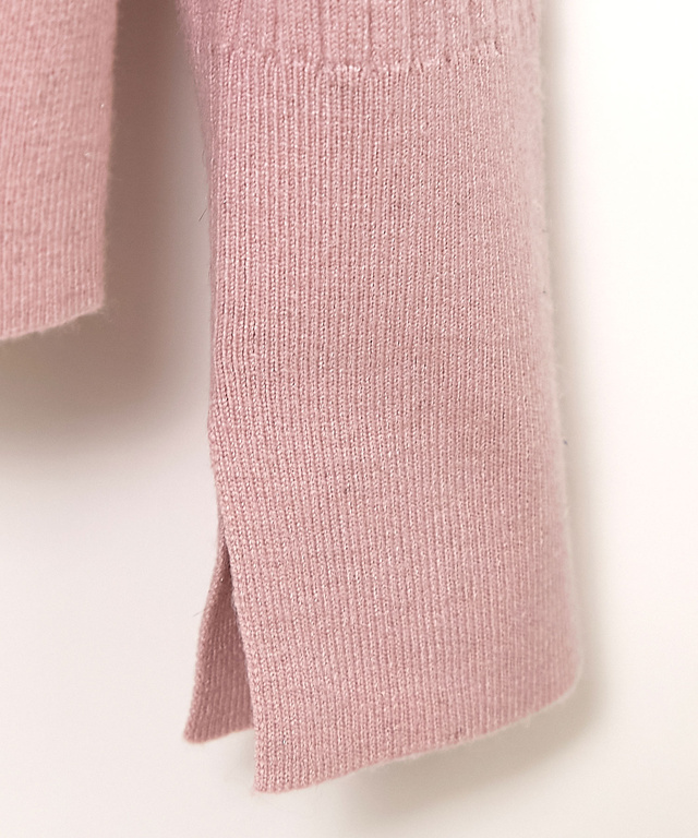 ラメ糸 リブハイネック ニット【一部店舗限定】