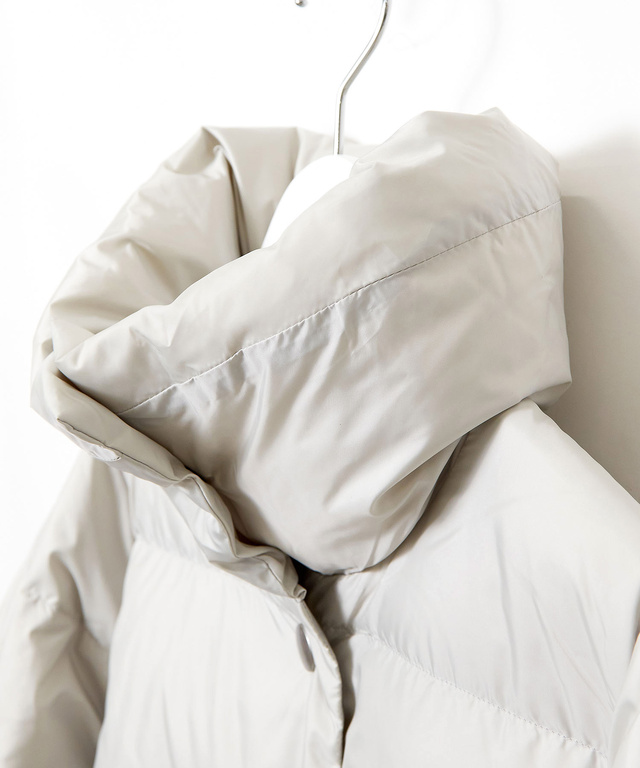 タフタ ダウンコート