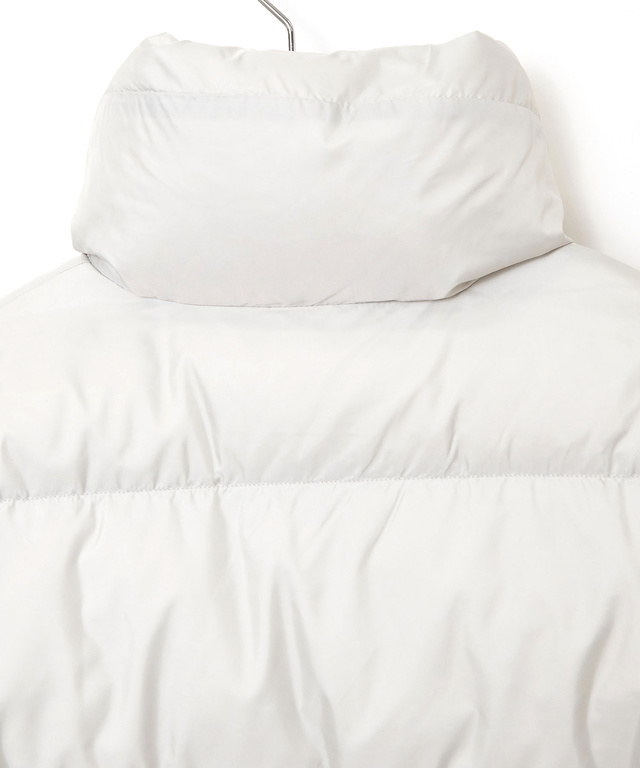 タフタ ダウンコート