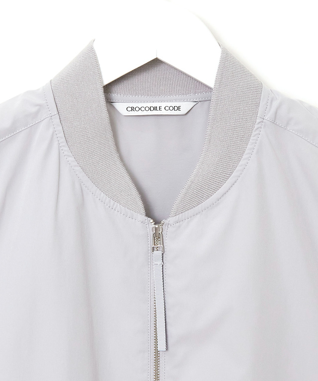 タフタ ジップアップ ベスト