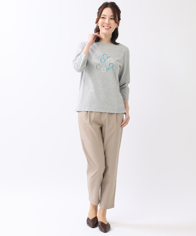 ストレッチ テーパード パンツ